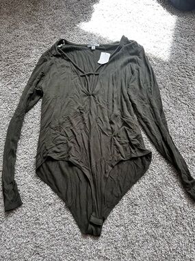 Charlotte Russe Olive Green V-Neck Long Sleeve Strappy Bodysuit